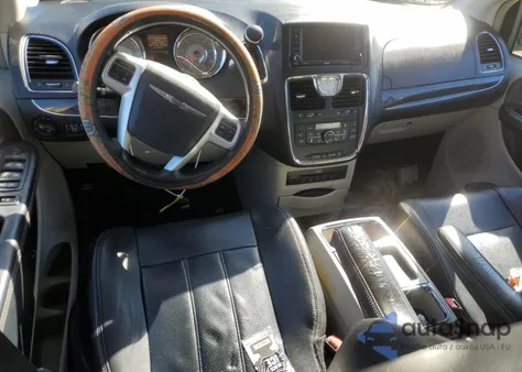 2015 Chrysler Town & Country Touring L from USA, damaged, VIN 2C4RC1CG8FR619294